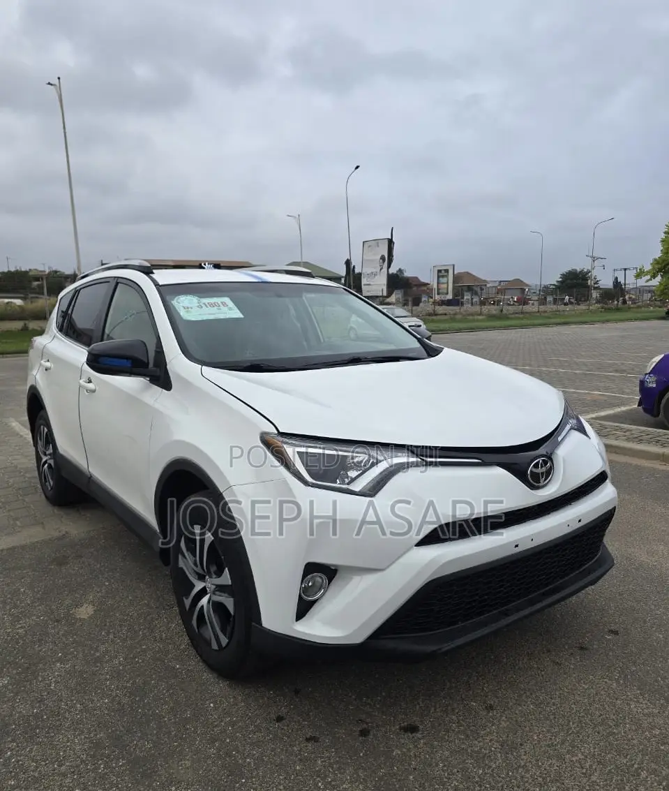 Toyota RAV4 2018 White