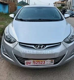 Hyundai Elantra 2016 Silver