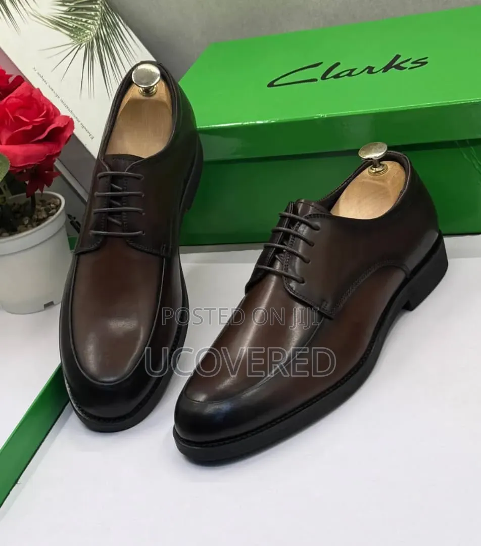 Clarks Men's Black Leather Derby Executive Shoes