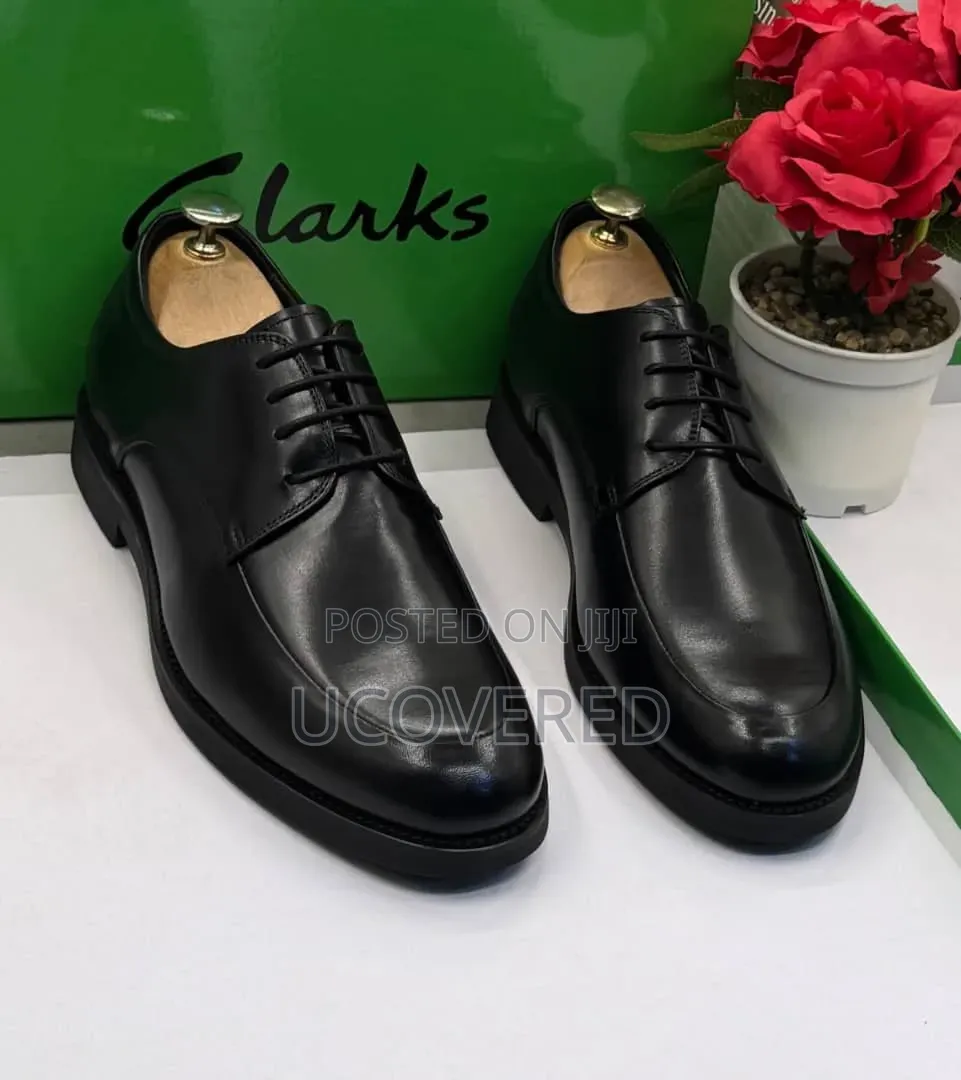 Clarks Men's Black Leather Derby Executive Shoes