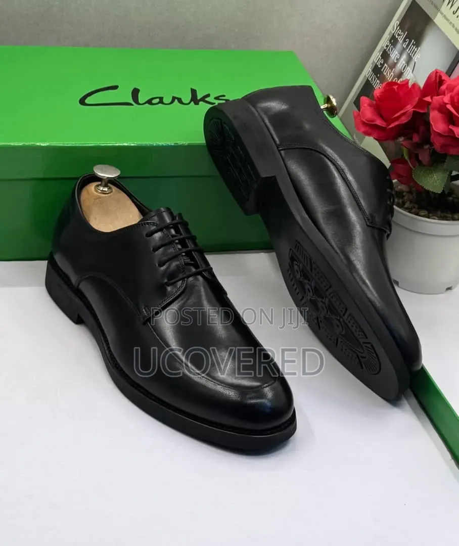 Clarks Men's Black Leather Derby Executive Shoes
