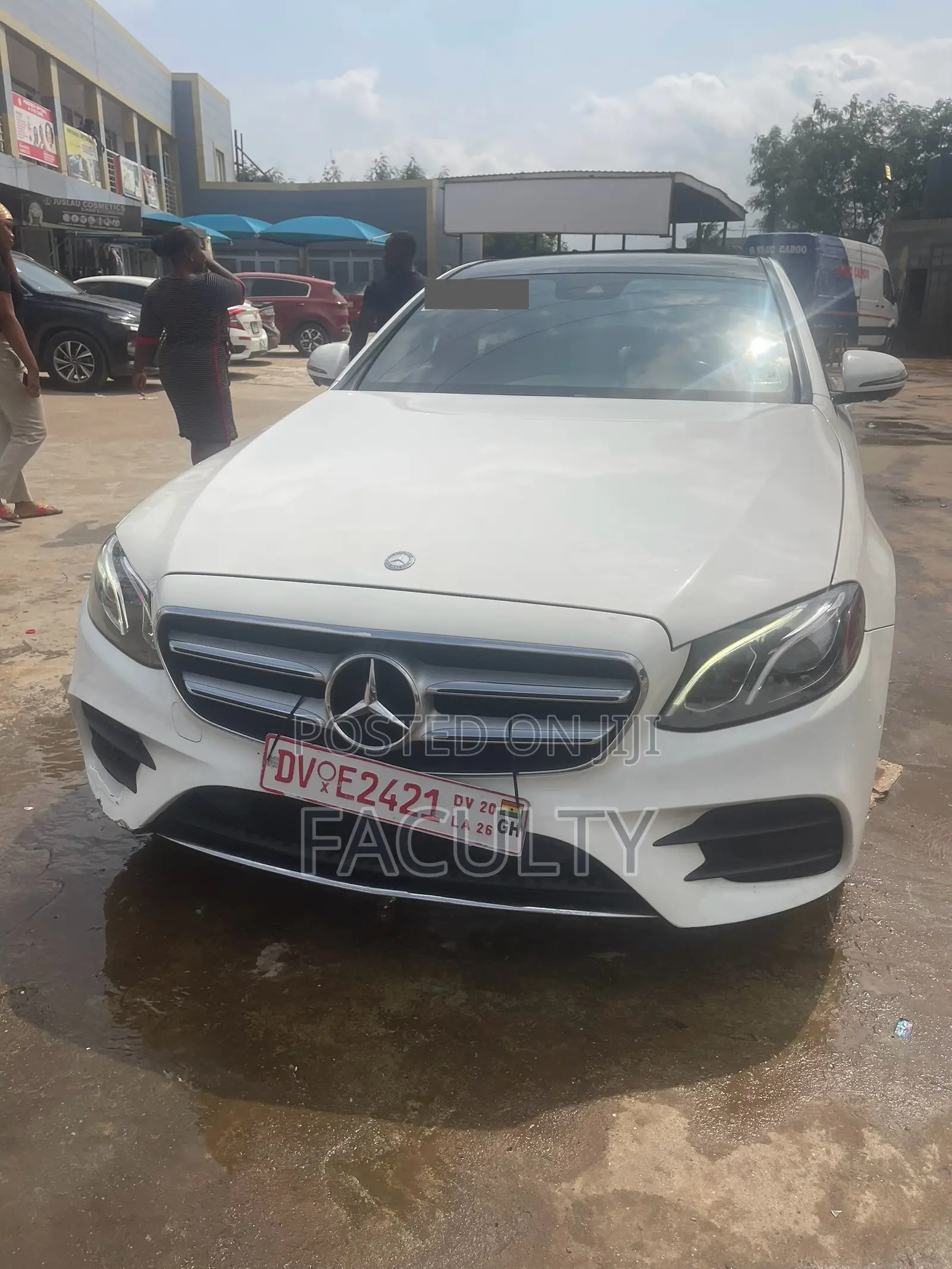 Mercedes-Benz E300 2019 White