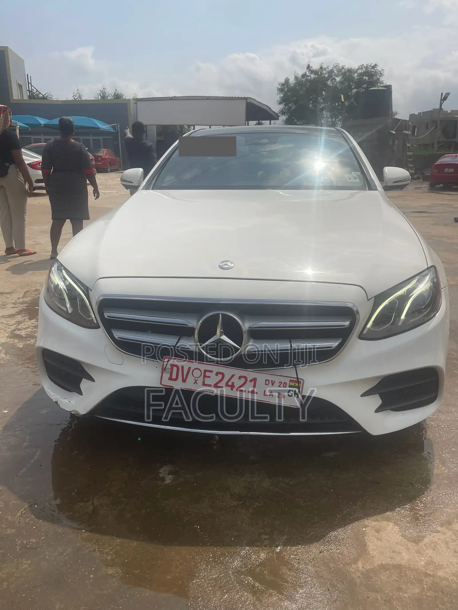 Mercedes-Benz E300 2019 White