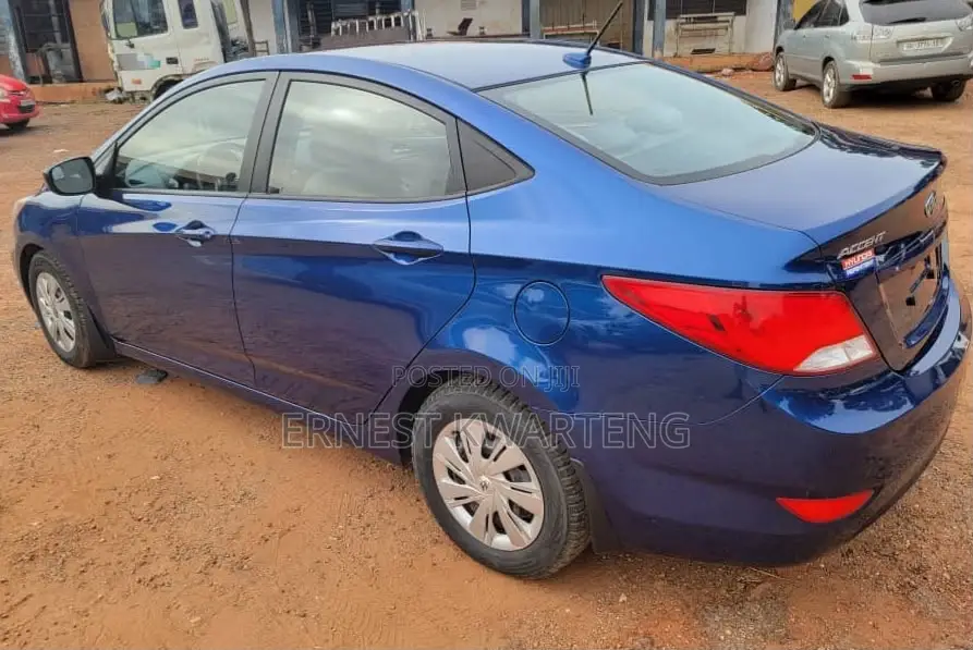 Hyundai Accent 2016 Blue