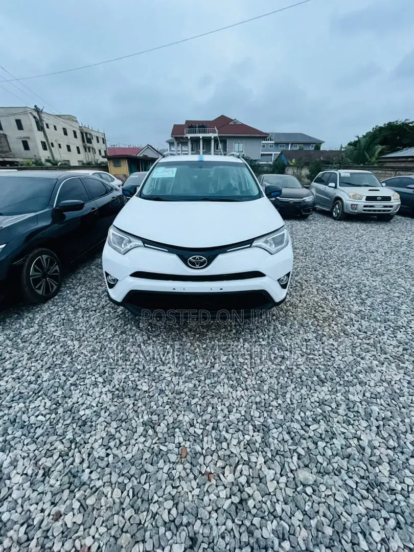 Toyota RAV4 2018 White