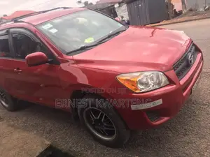 Toyota RAV4 2011 Red