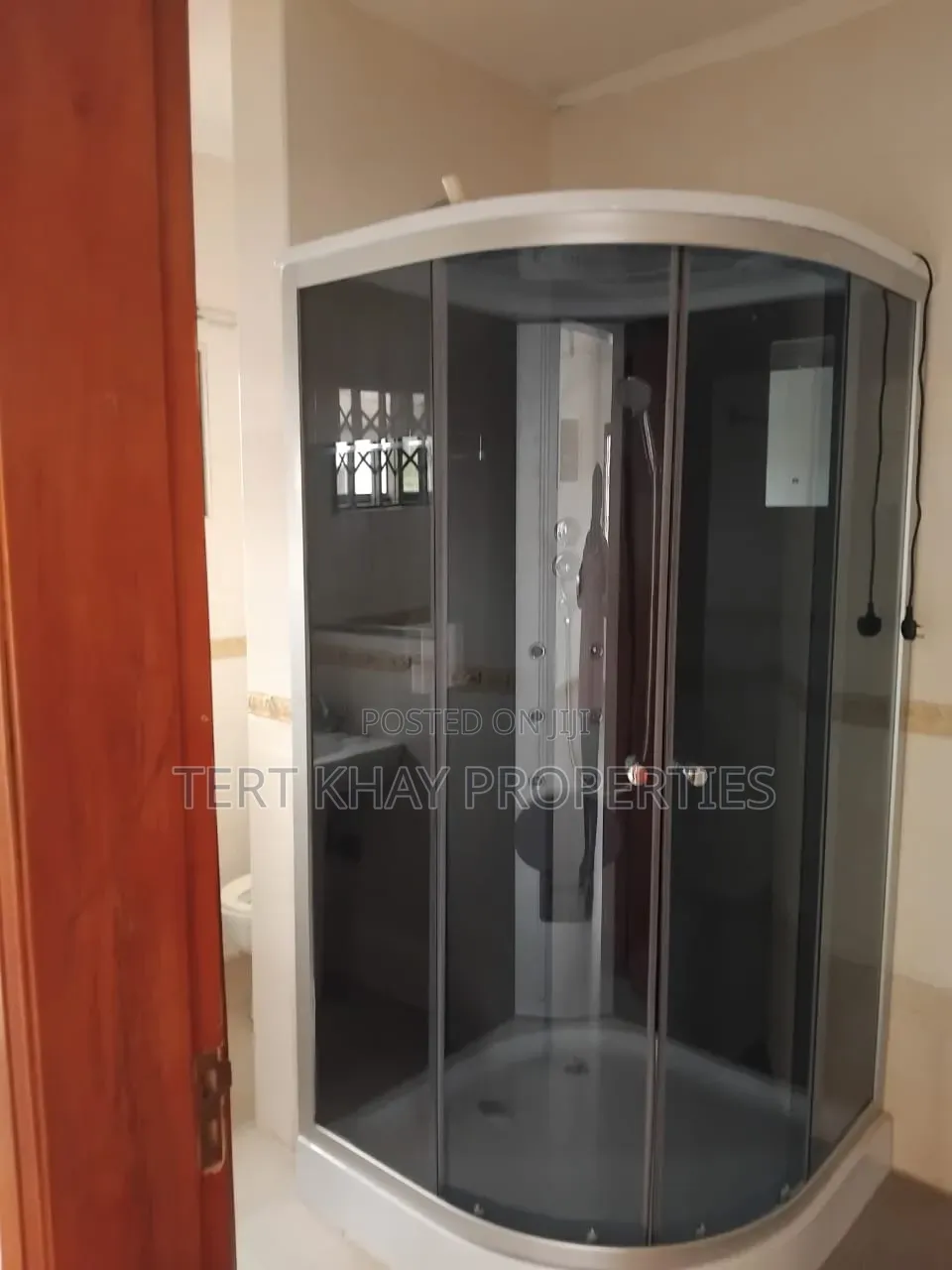 7bdrm House in Au Village, US Embassy Area for rent