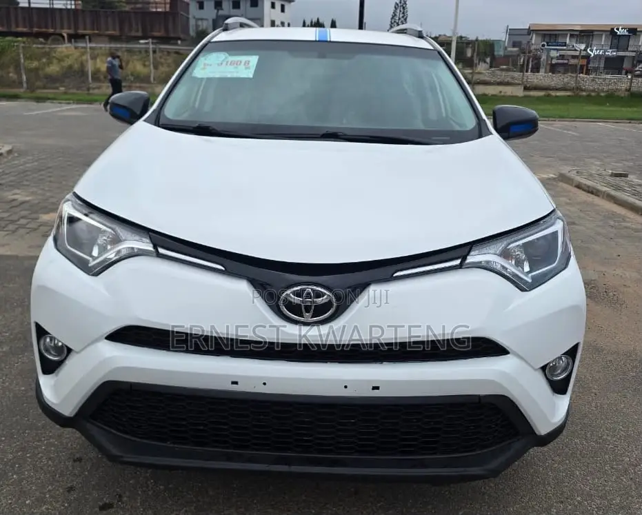 Toyota RAV4 2018 White