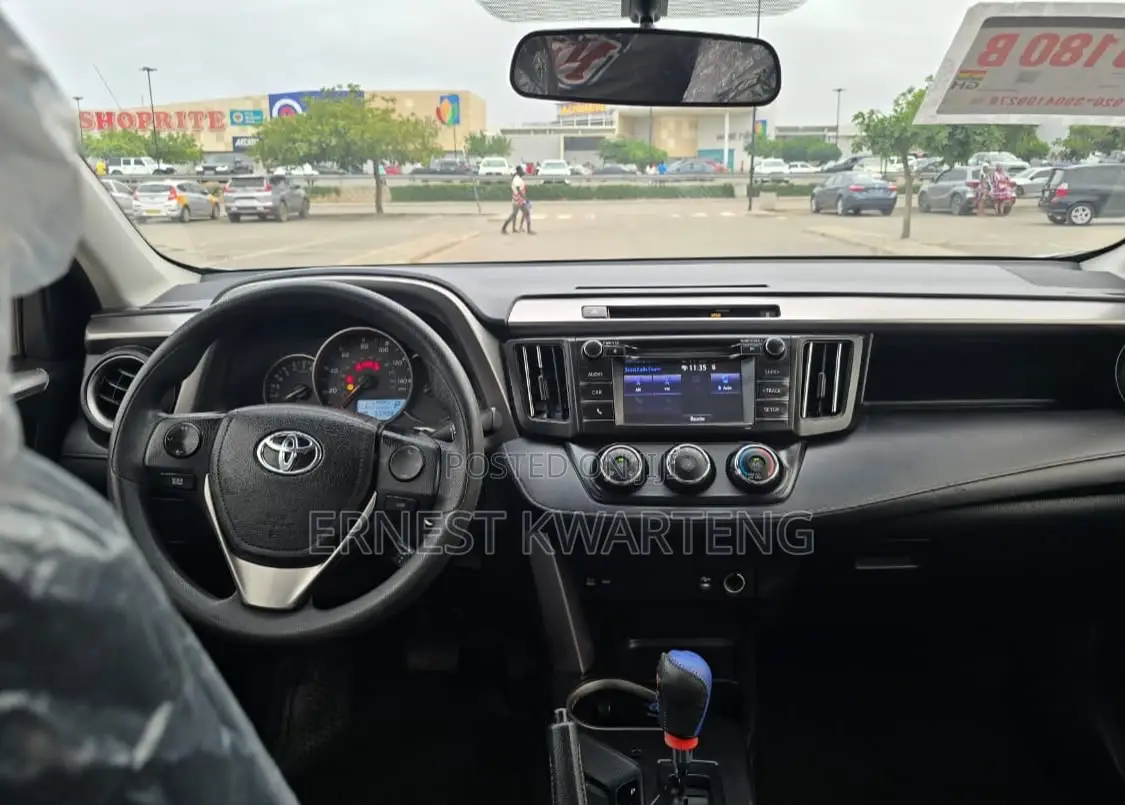 Toyota RAV4 2018 White