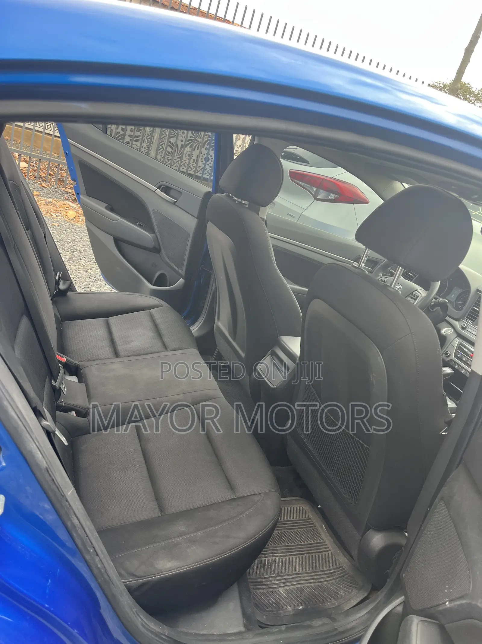 Hyundai Elantra Value Edition Sedan FWD (2.0L 4cyl 6A) 2017 Blue