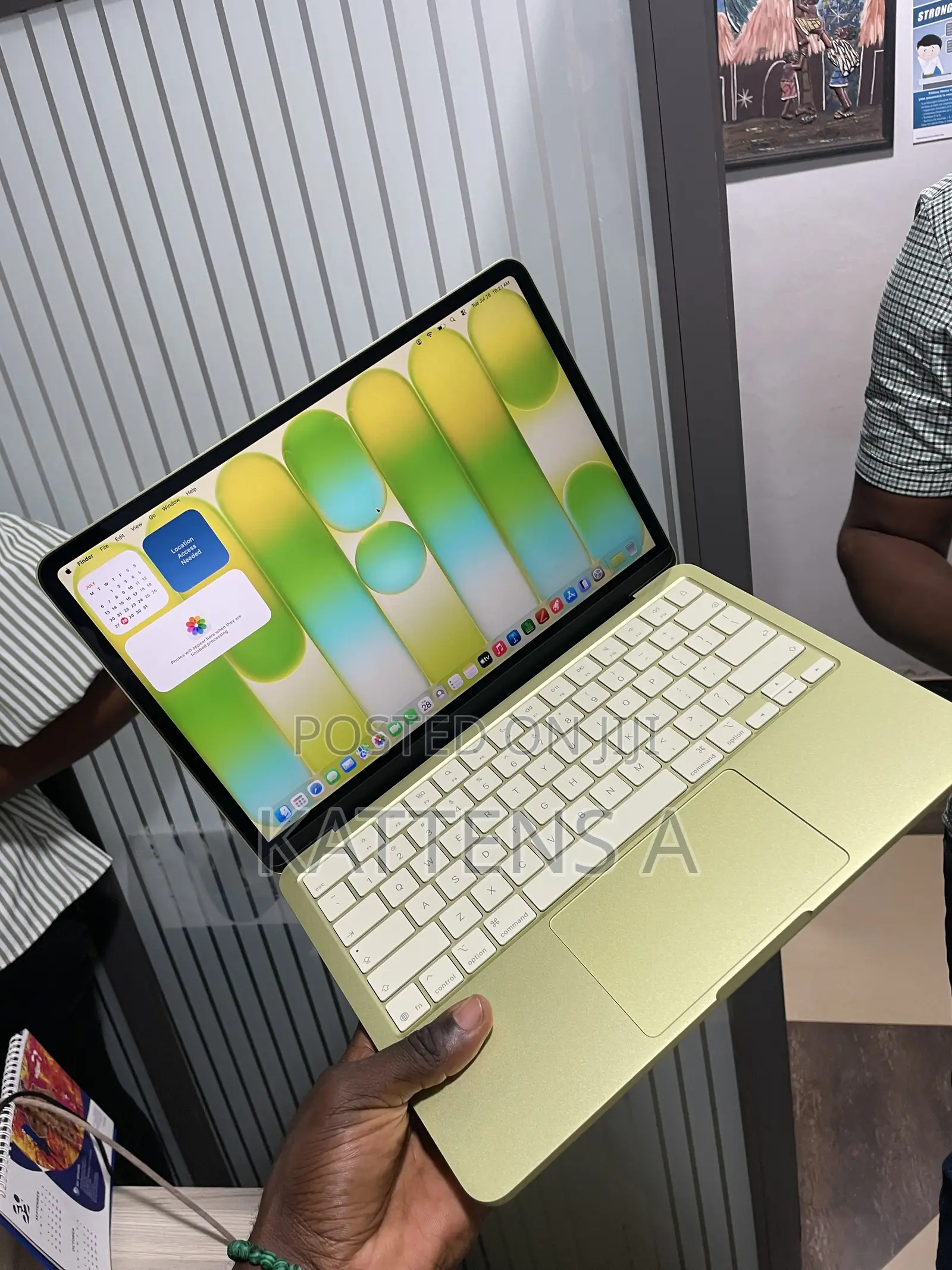 New Laptop Apple MacBook Neo 2026 8GB SSD 256GB
