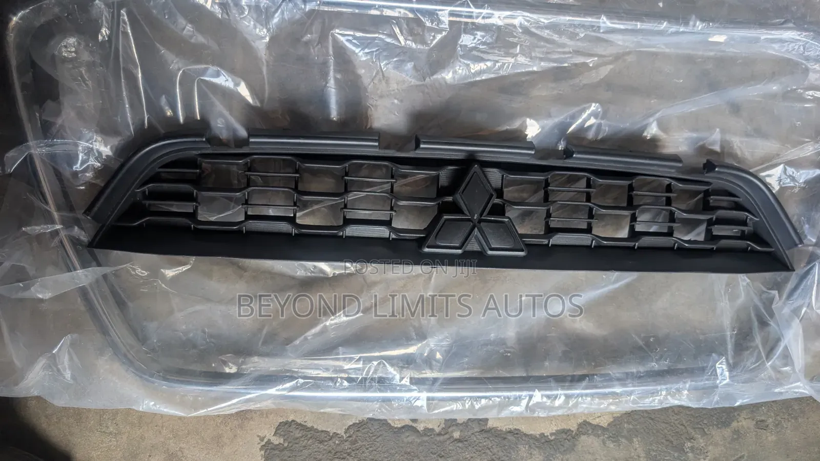 Mitsubishi Outlander Asx 2015,2016,2017 Top Grille