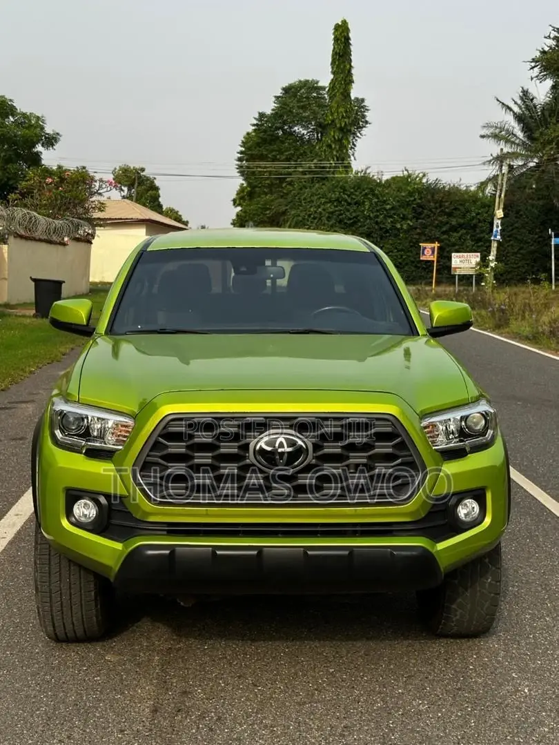 Toyota Tacoma TRD Sport Double Cab 5' Bed V6 AT 2023 Green