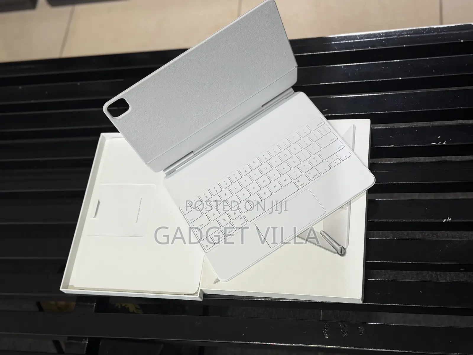 Magic Keyboard 12.9inch