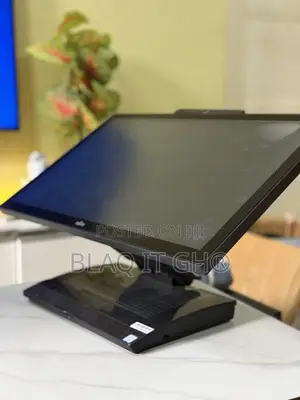 Desktop Computer Fujitsu 8GB Intel Core i5 SSD 256GB
