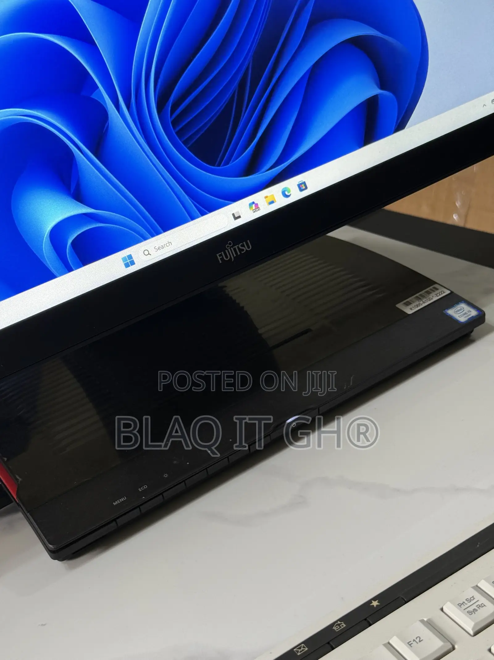 Desktop Computer Fujitsu 8GB Intel Core i5 SSD 256GB