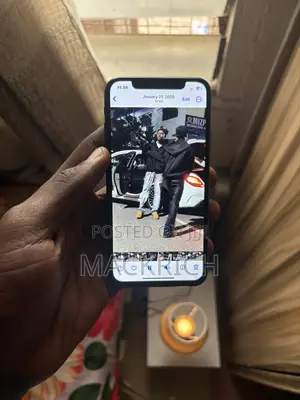 Apple iPhone X 64 GB Black