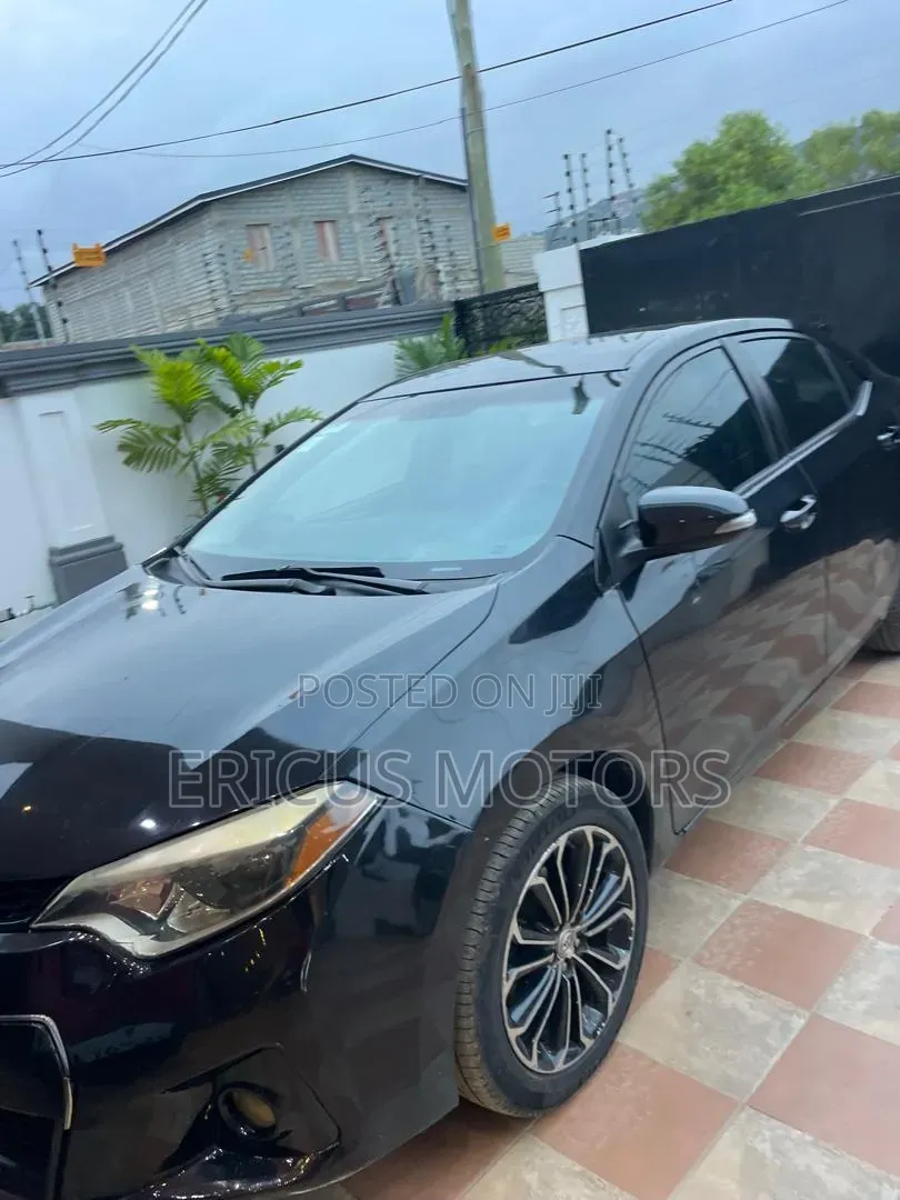 Toyota Corolla L 4dr Sedan (1.8L 4cyl 4A) 2015 Black