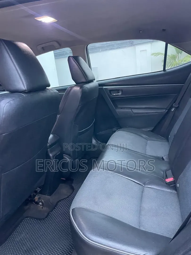 Toyota Corolla L 4dr Sedan (1.8L 4cyl 4A) 2015 Black