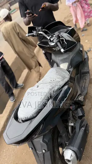 Honda 2022 Black