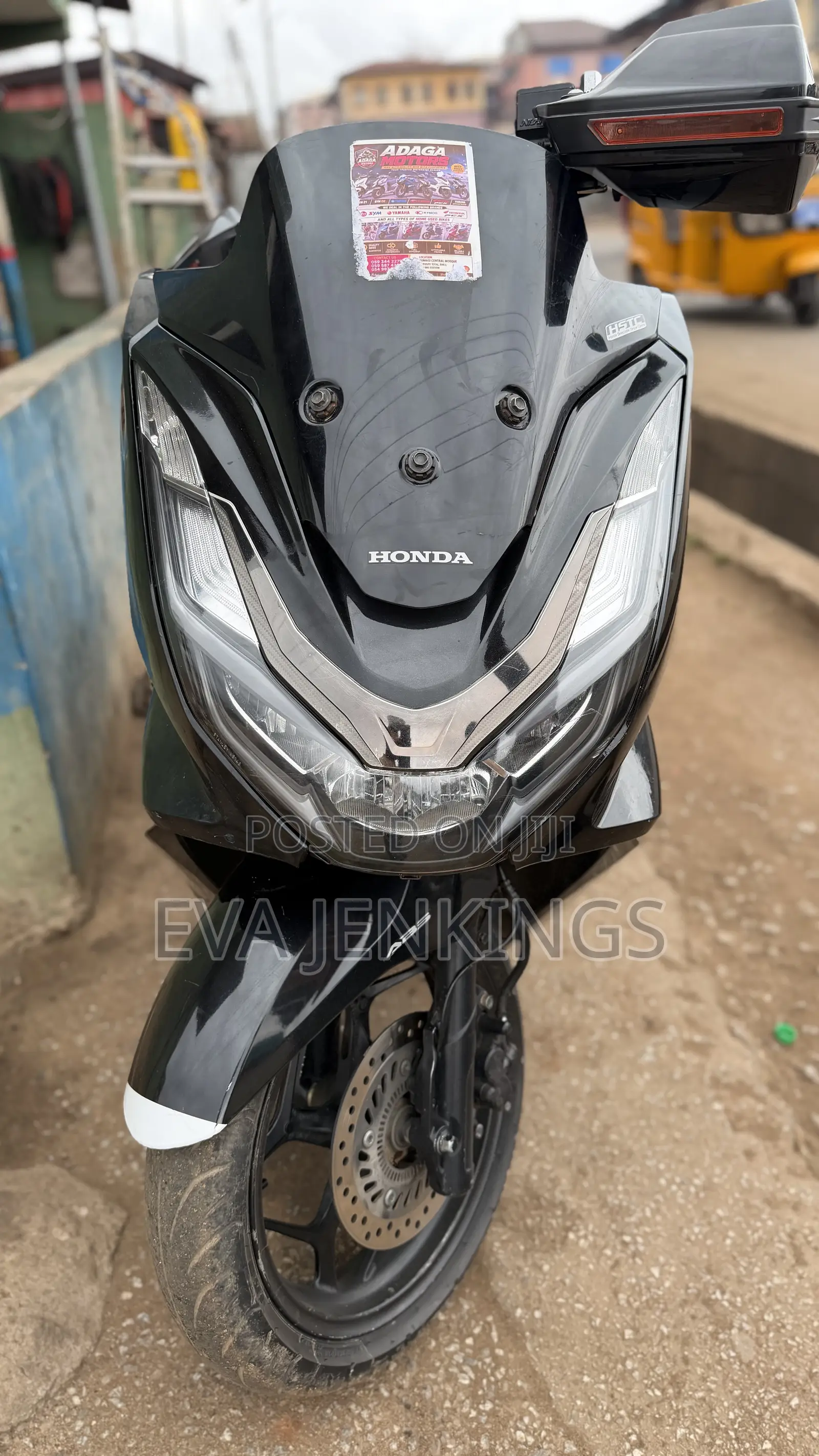 Honda 2022 Black