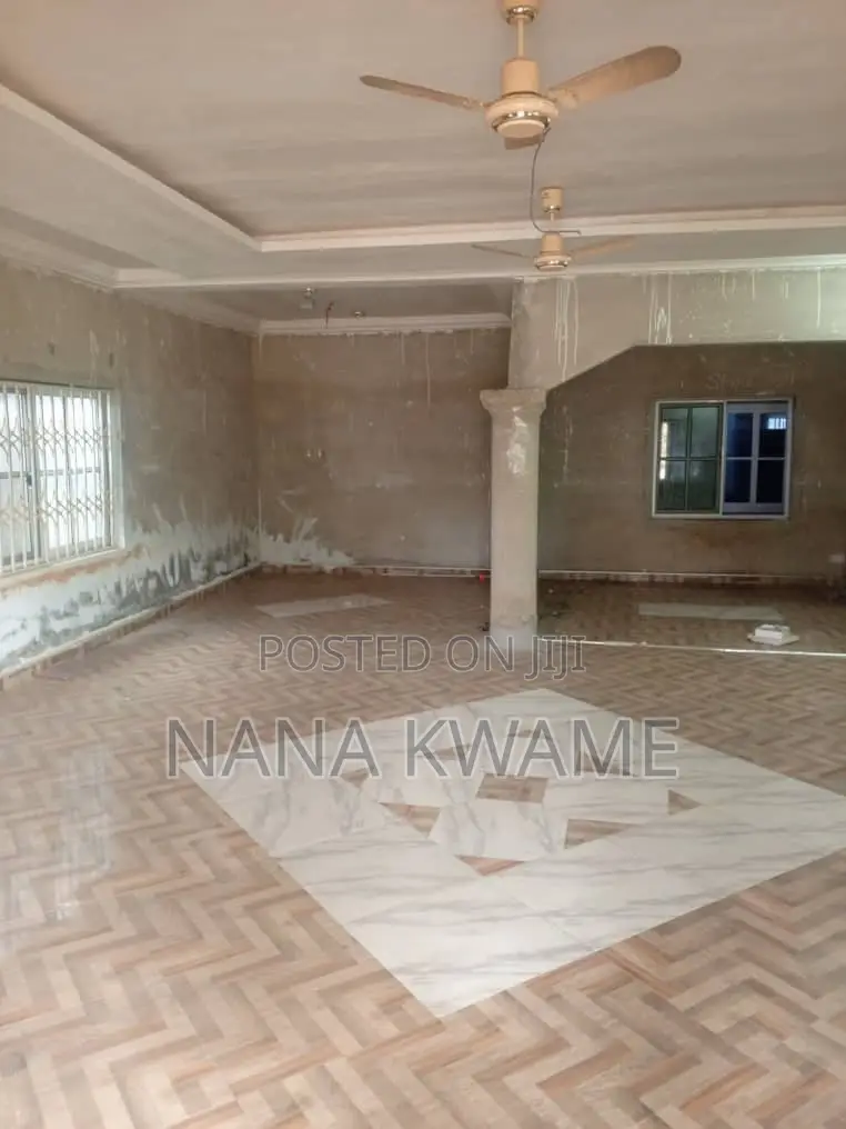 Furnished 4bdrm House in Richmoni Estate, Kumasi Metropolitan for sale