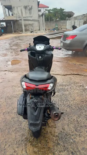 Yamaha NMAX 155 2022 Black