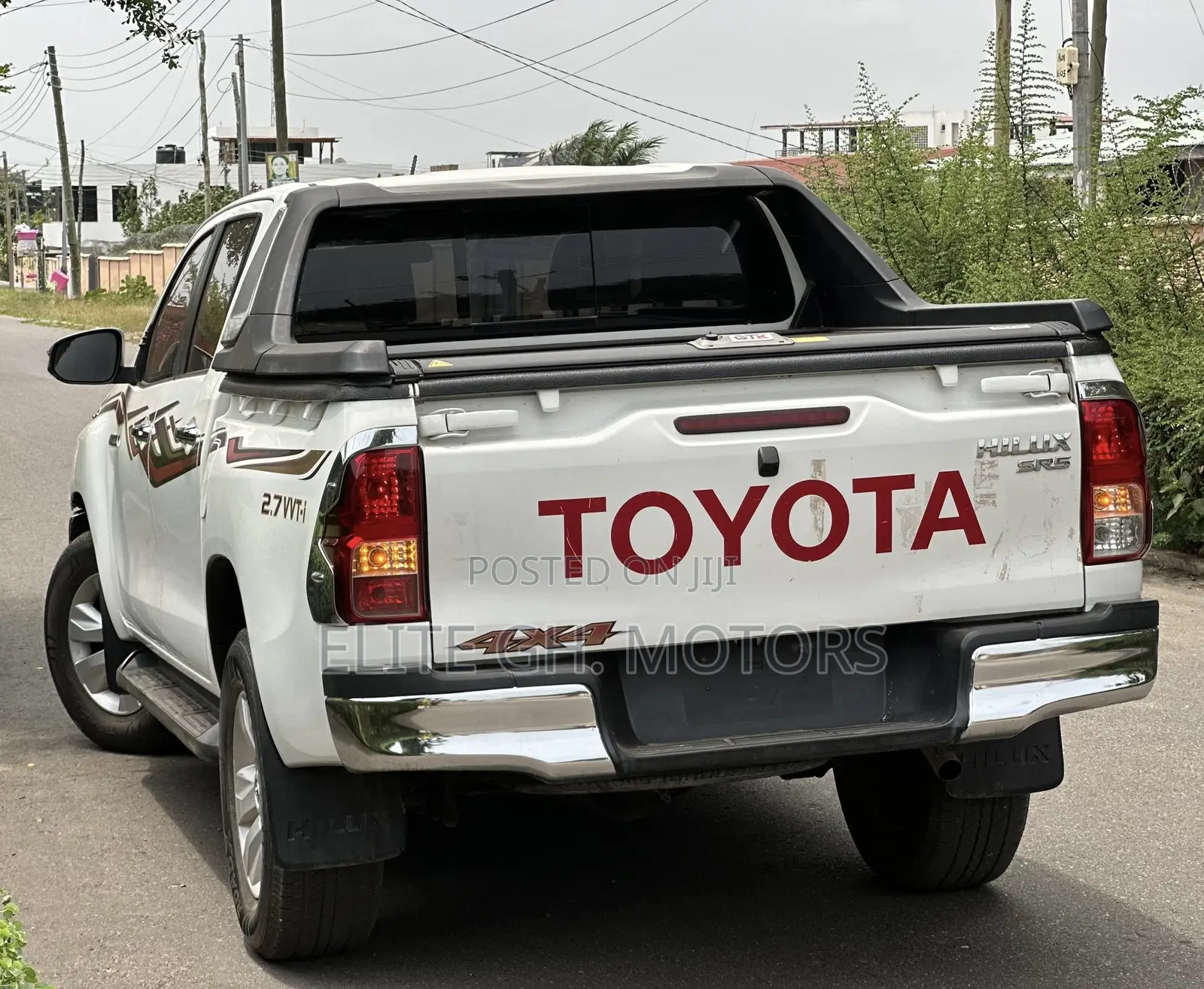 Toyota Hilux 2020 White