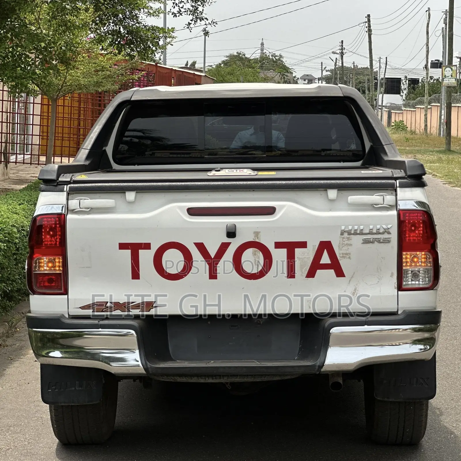 Toyota Hilux 2020 White