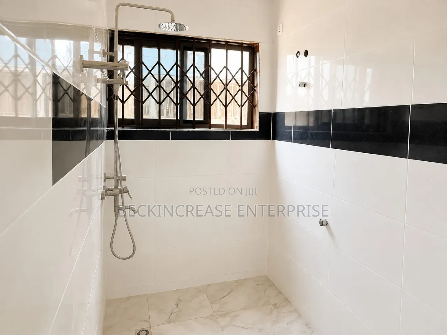 4bdrm House in Ayi Mensah, Danfa for sale