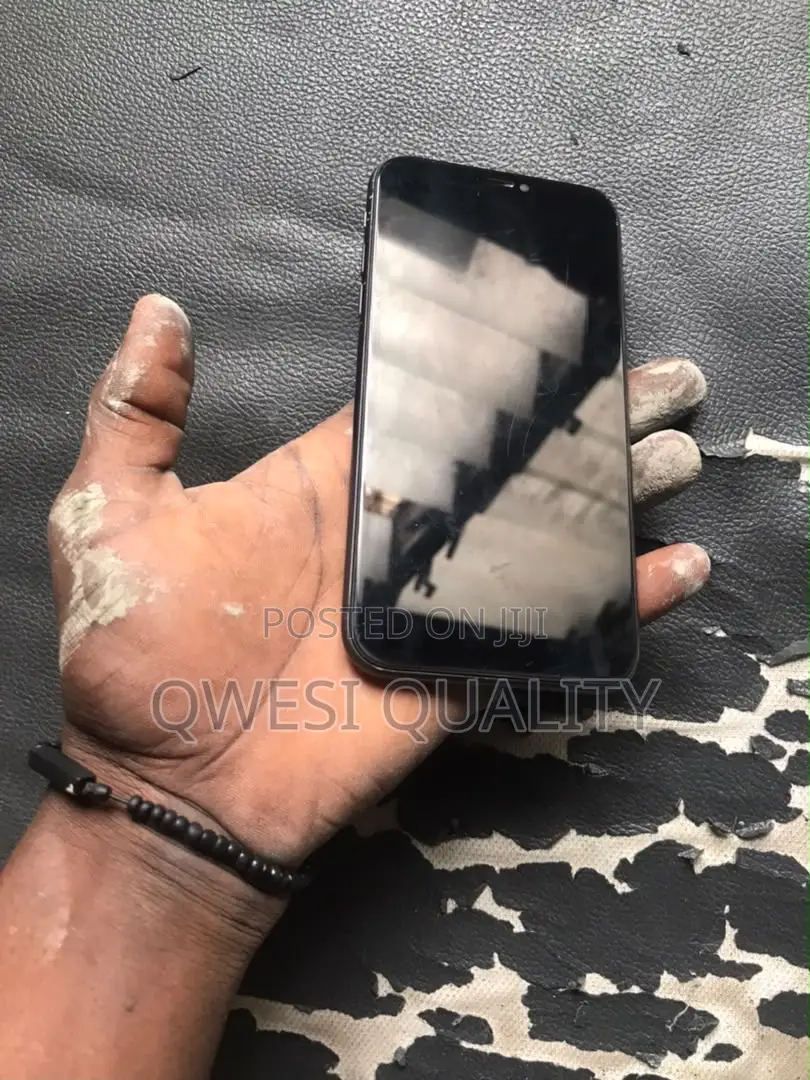 Apple iPhone 11 64 GB Black