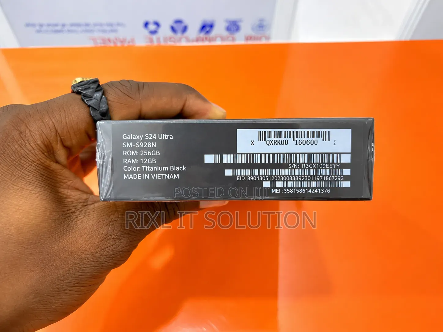 New Samsung Galaxy S24 Ultra 256 GB Black