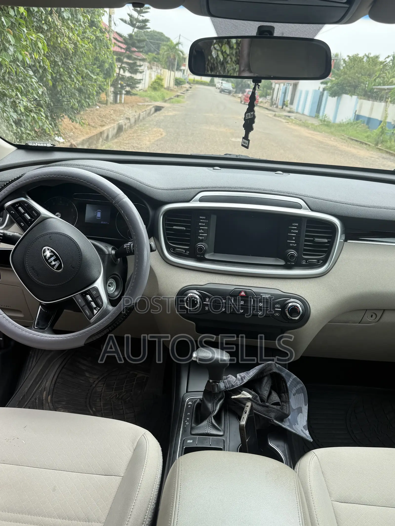 Kia Sorento 2.4L LX FWD 2019 Gray