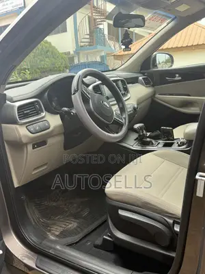 Kia Sorento 2.4L LX FWD 2019 Gray