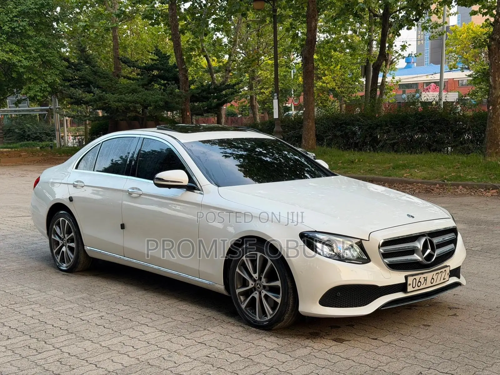 Mercedes-Benz C300 Base C300 AWD 4MATIC Sedan 2018 Off white