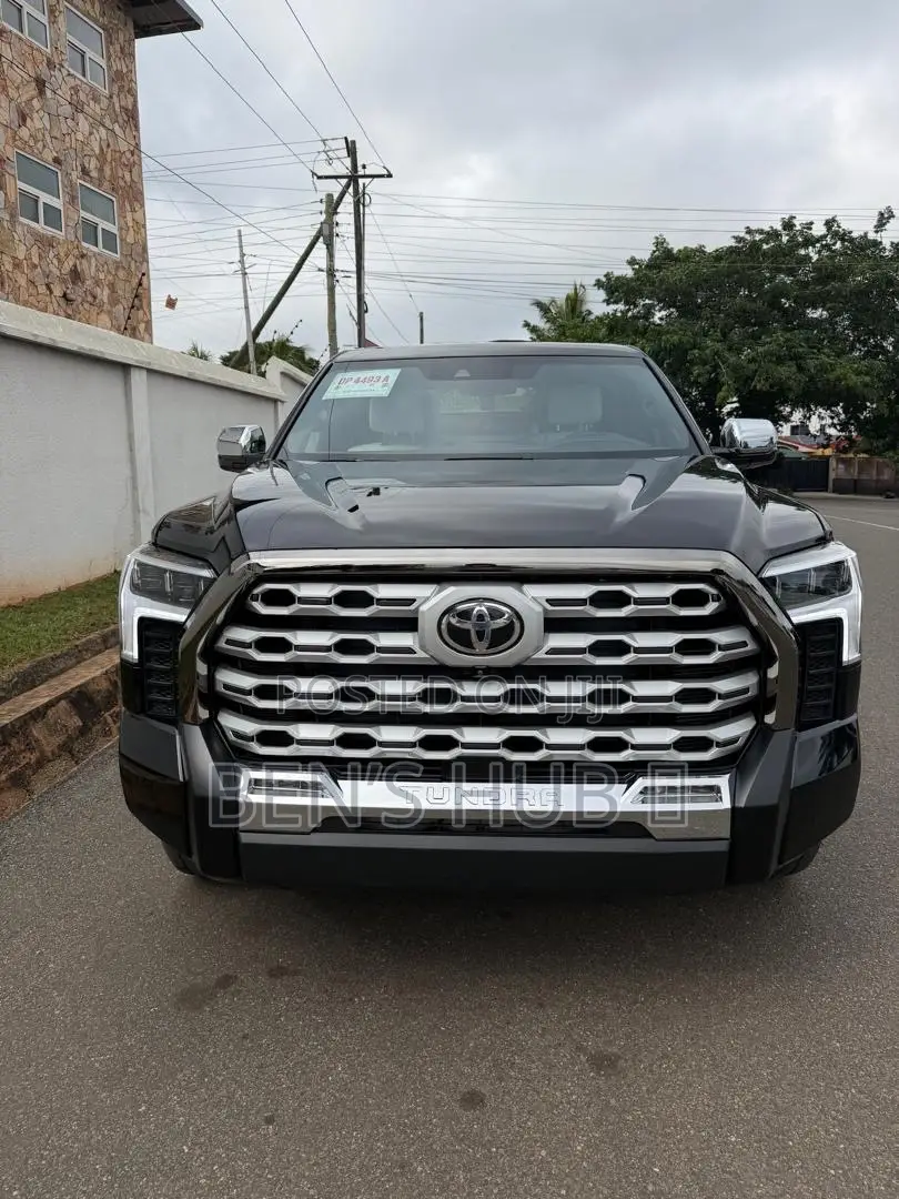 Toyota Tundra Hybrid 2023 Blue