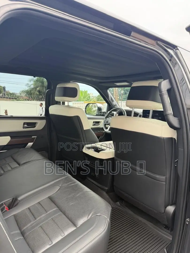 Toyota Tundra Hybrid 2023 Blue