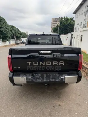 Toyota Tundra Hybrid 2023 Blue