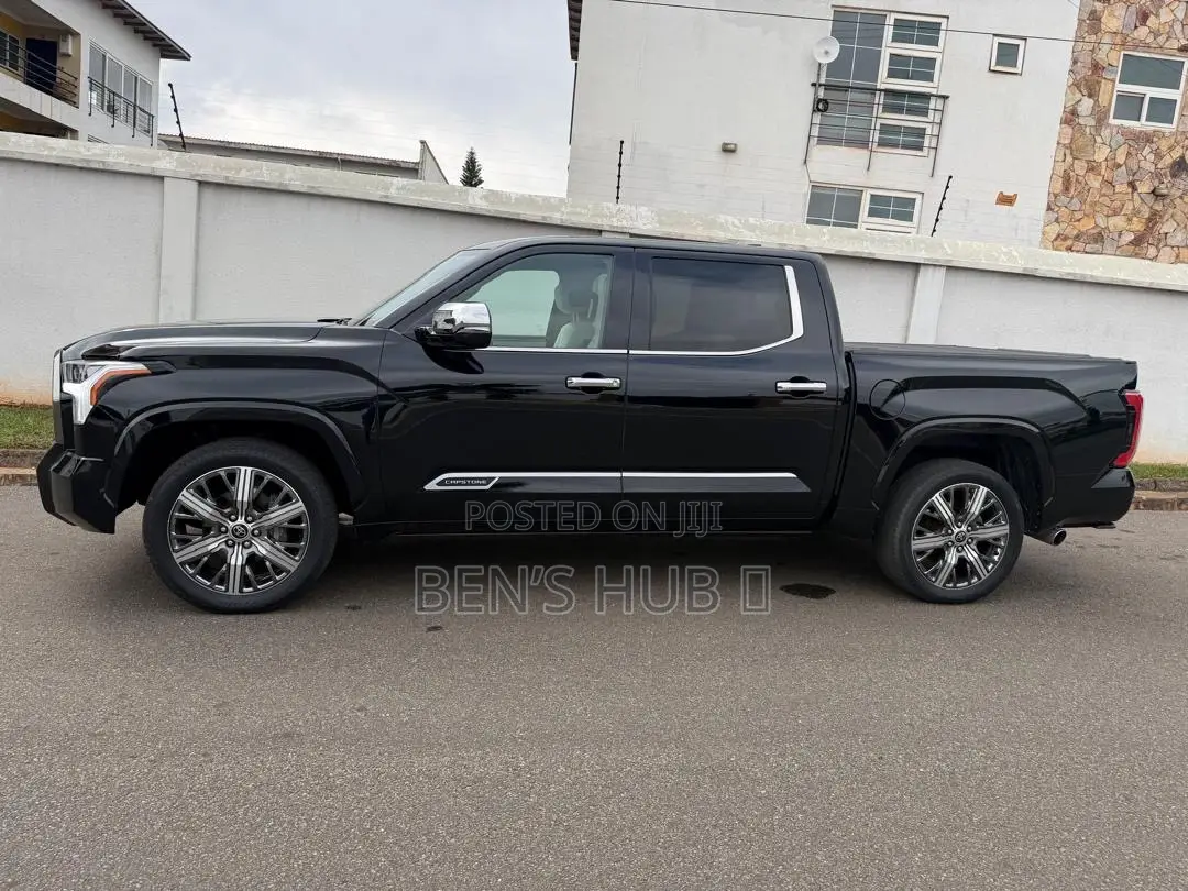 Toyota Tundra Hybrid 2023 Blue