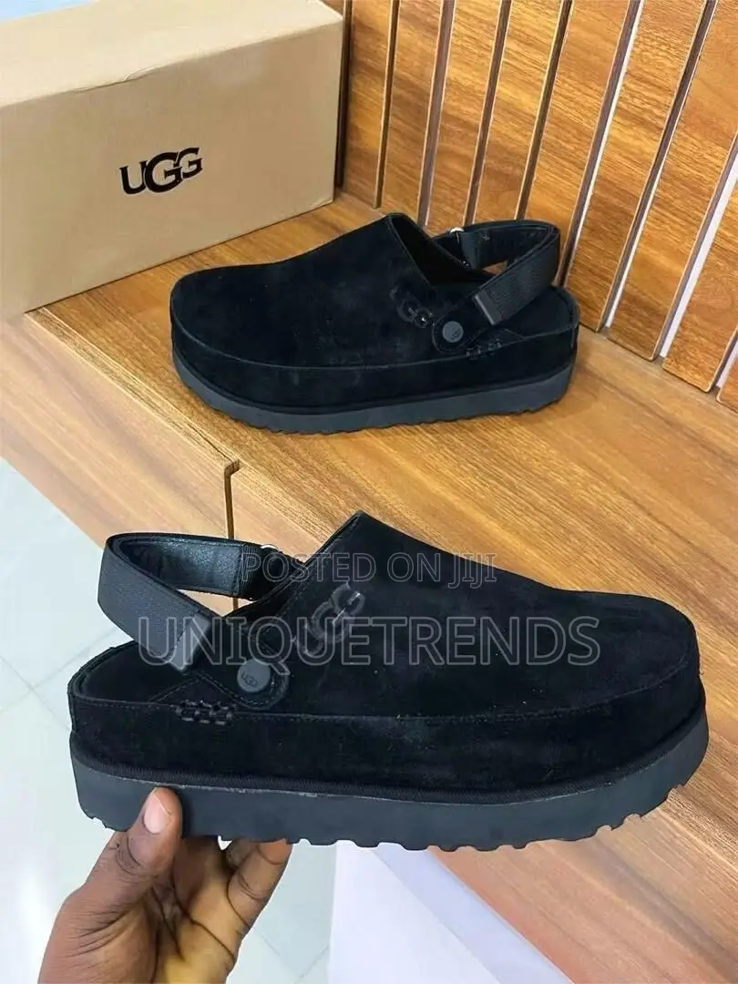 Original UGG Goldencoast Clog Slip-Ons (Black)