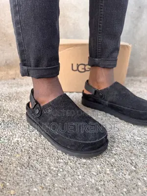 Original UGG Goldencoast Clog Slip-Ons (Black)