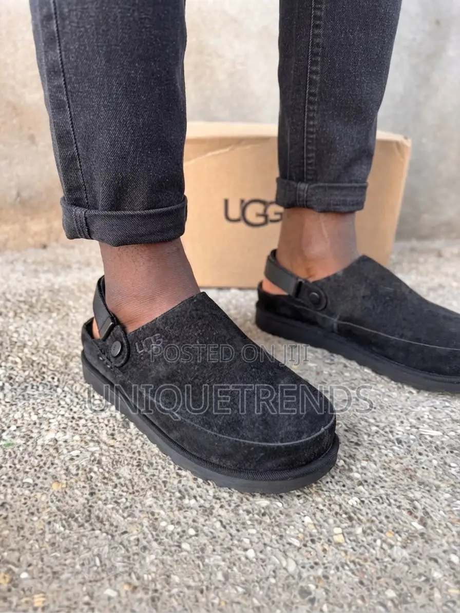 Original UGG Goldencoast Clog Slip-Ons (Black)