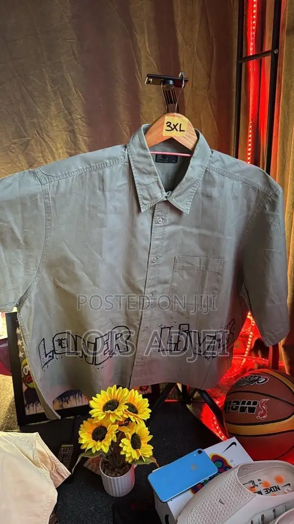 Verity’s Unisex Crop Shirt