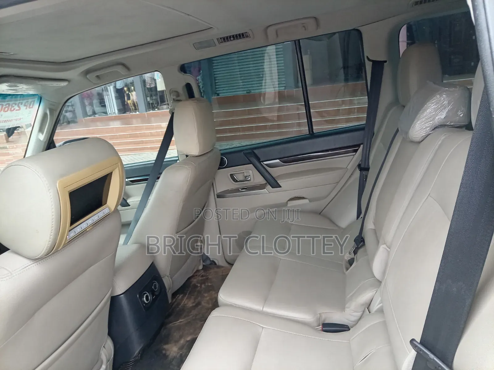 Mitsubishi Pajero 2017 Gray