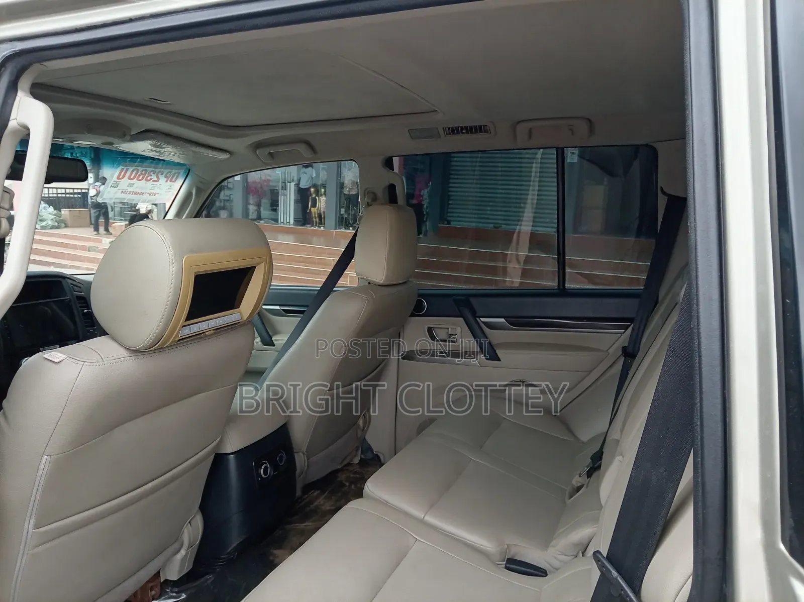 Mitsubishi Pajero 2017 Gray