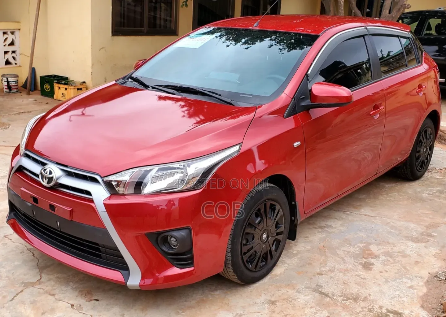 Toyota Yaris 2016 Red