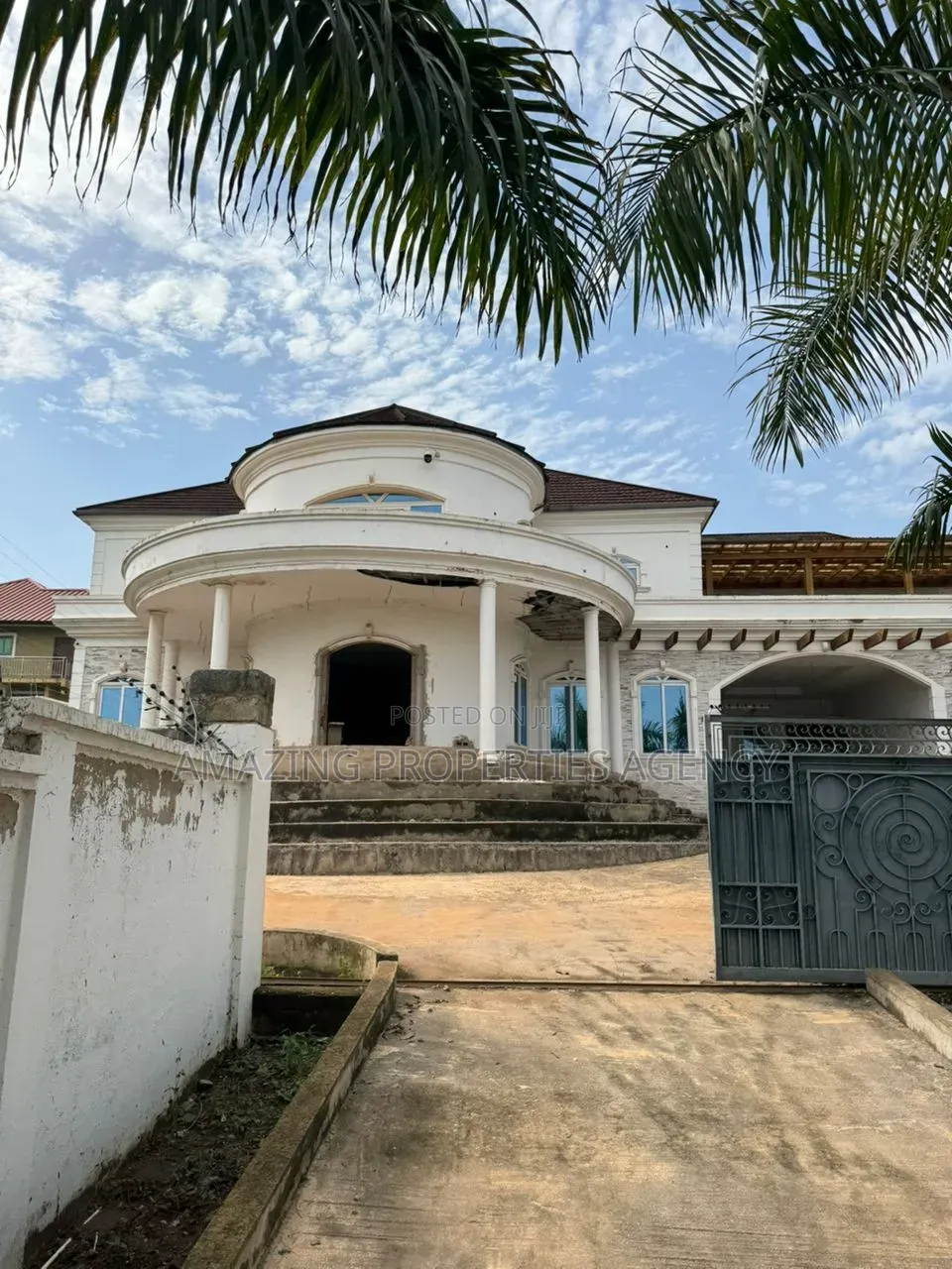 4bdrm House in Aburi for sale
