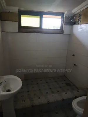 1bdrm Apartment in Born To Pray Estate, Ejisu-Juaben Municipal for rent