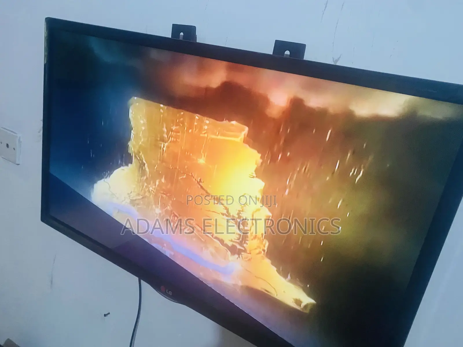 A Very Nice Home Used 32 Inches LG Full Digital T2 for Sale