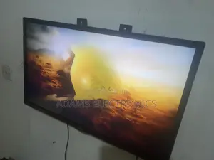 A Very Nice Home Used 32 Inches LG Full Digital T2 for Sale